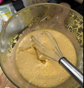 Медовик з вишнею: фото скрін рецепту