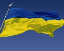 Стало відомо, скільки українців хочуть жити за кордоном