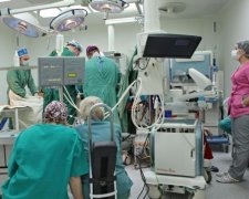 Неймовірно, але українець три роки жив з "подарунком" лікарів в тілі: відео 18+