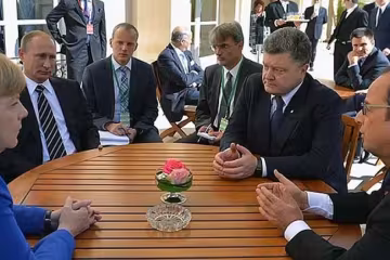 Порошенко, Путін, Меркель і Олланд можуть зустрітися ще до кінця року - МЗС