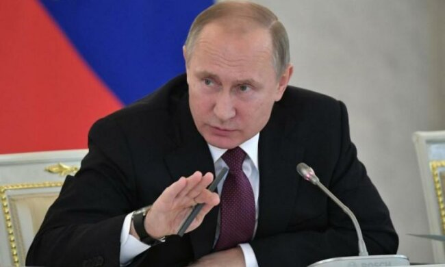 Скрєпи в шубі: продавчиня львівського магазину погрожувала Путіним, відео