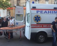 Урок пікапу від українця: хлопець знешкодив озброєних грабіжників заради коханої