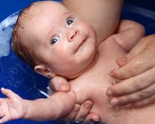 Харків'янка дала синові втопитися у ванній