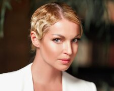 Волочкова станцювала стриптиз під Лободу і показала груди: "Вам би у важку атлетику"