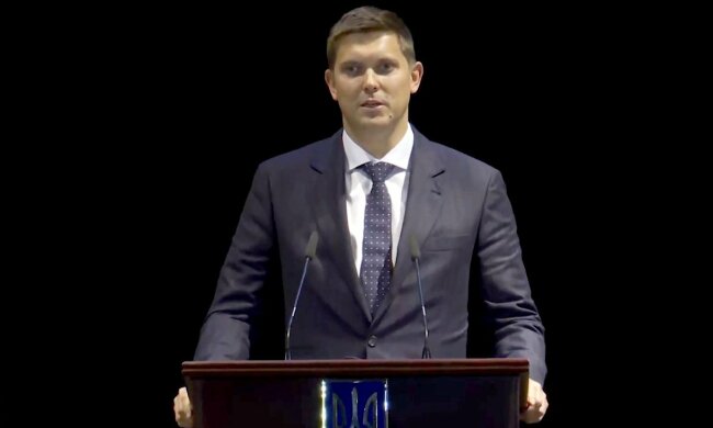 Губернатор Одещини Куций "пограбував" Гончарука і засвітив "трофей" на всю Україну