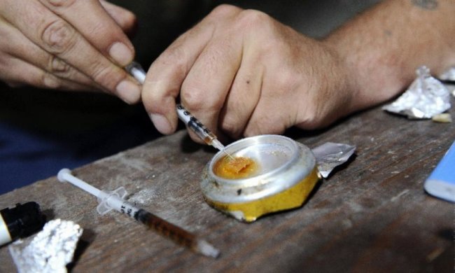 На Львовщине задержали трех мужчин во время приготовления наркотиков в лесу