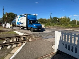 Железнодорожный переезд в Брюховичах