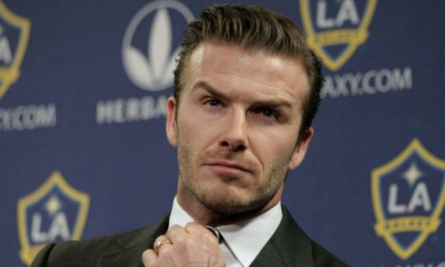 Бекхема публічно поголили під український хіт: відео