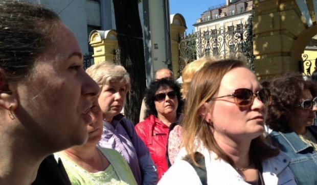 Солдатские матери и жены требует от Порошенко демобилизации