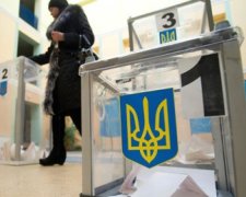 У Львові голова виборчої дільниці "випадково" забрав печатку