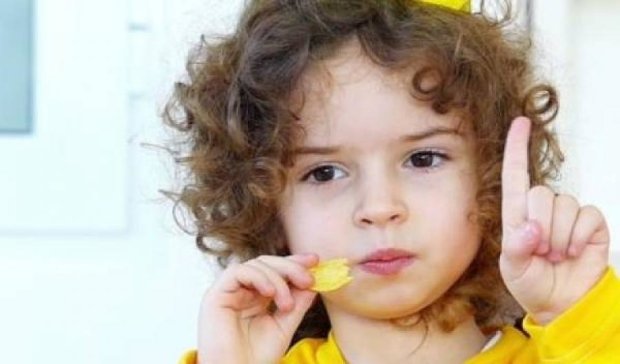 Чіпси визнали найшкідливішим продуктом для дітей 
