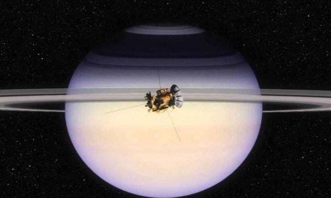 Cassini отправился в последнюю миссию