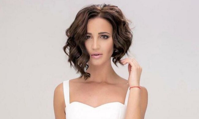 Яка гидота: "невідфотошопленний" знімок Бузової порвав мережу