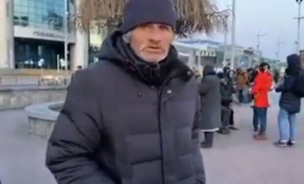 Бездомный из Киева, скрин из видео