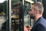 Чоловік покійної Фріске попався із новою пасією