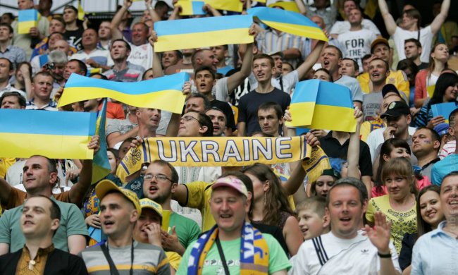 Наші всюди: Гімн України підняв стадіон Ліги Націй у Чехії