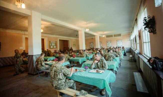 Чем кормят украинских воинов: экспертиза подтвердила худшее
