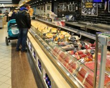 Чому гривня міцнішає, а продукти дорожчають? Економісти розклали все по поличках