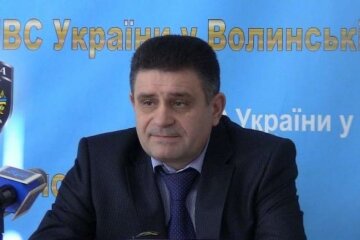 Машину заступника міністра освіти обстріляв правоохоронець