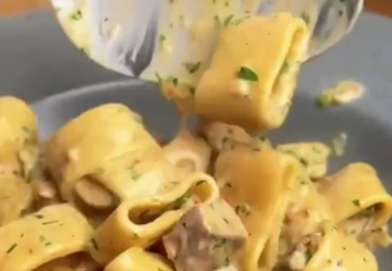 Стейк-паста, кадр из видео