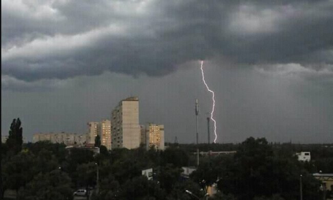 Гроза над Харьковом, соцсети