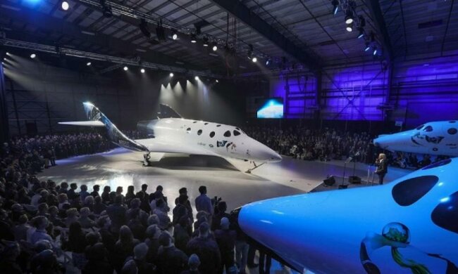 Приватний космічний корабель SpaceShipTwo піднявся в небо (відео)