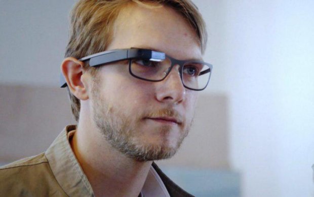 Google дала другий шанс окулярам доповненої реальності