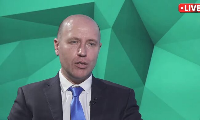 Руслин Бизяев, скриншот видео
