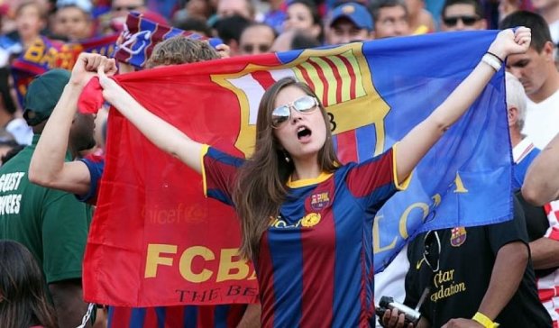 Испанские геи желают наказать фанатов "Барселоны"