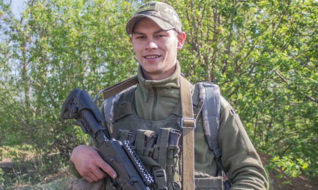 пехотинец Петр, фото АрмияInform