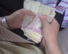 Школа Кернеса: у Харкові намагалися продати зупинку
