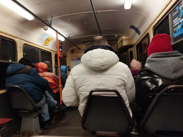 Общественный транспорт, фото: Знай.ua