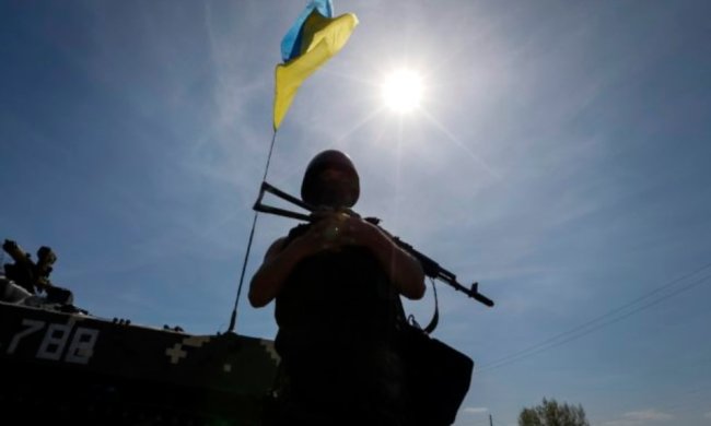 Кому війна, а кому мати рідна: екс-глава Луганщини влаштував вечірку на честь воєнного стану