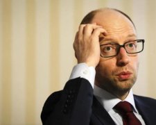 Задержание Яценюка в аэропорту: названа причина