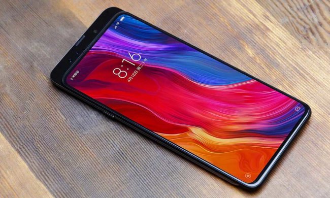 Mi Mix 3: глава Xiaomi показал мощь своего детища