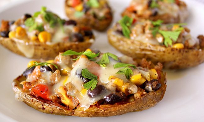 Рецепт на всі випадки життя: смажена картопля з солодким перцем та сиром фета