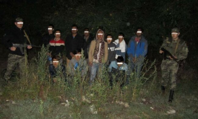 На Закарпатті затримали 15 нелегалів з Афганістану