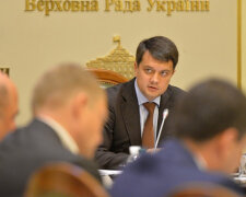 Кого Зеленський посадив в Кабмін, і хто очолить комітети: список "своїх людей"