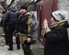 Адепти "руского міра" врятували жителів Донбасу від продуктів і грошей