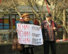 Кримські комуністи мітингували проти маріонеток Кремля