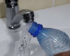 Готовьте баклажки: сколько воды нужно запасти украинцам