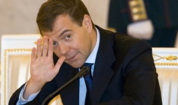 Медведєв стане сакральною жертвою Путіна