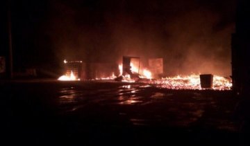Масштабна пожежа залишила половину Дніпра без світла