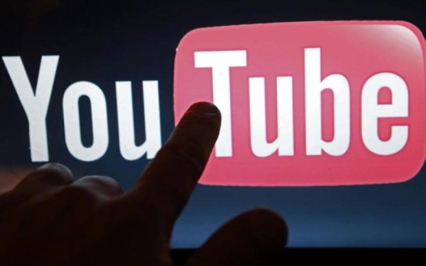 YouTube вляпався у скандал зі збоченцями