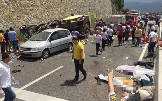 Кровавая авария в Турции: число жертв возросло