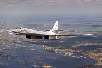 Российский бомбардировщик Ту-160