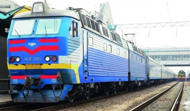 Укрзализныця обещает больше поездов к Покрове
