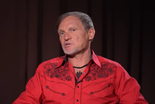 Допускати у політику лише військових: Олег Скрипка шокував заявою про майбутнє України