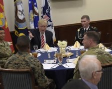 Трамп поскаржився на жалюгідний стан ВМС США