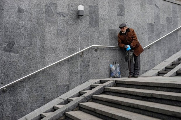 НБУ сравнил доходы украинцев в 2013 и 2018 годах: тотальная нищета, цифры впечатляют